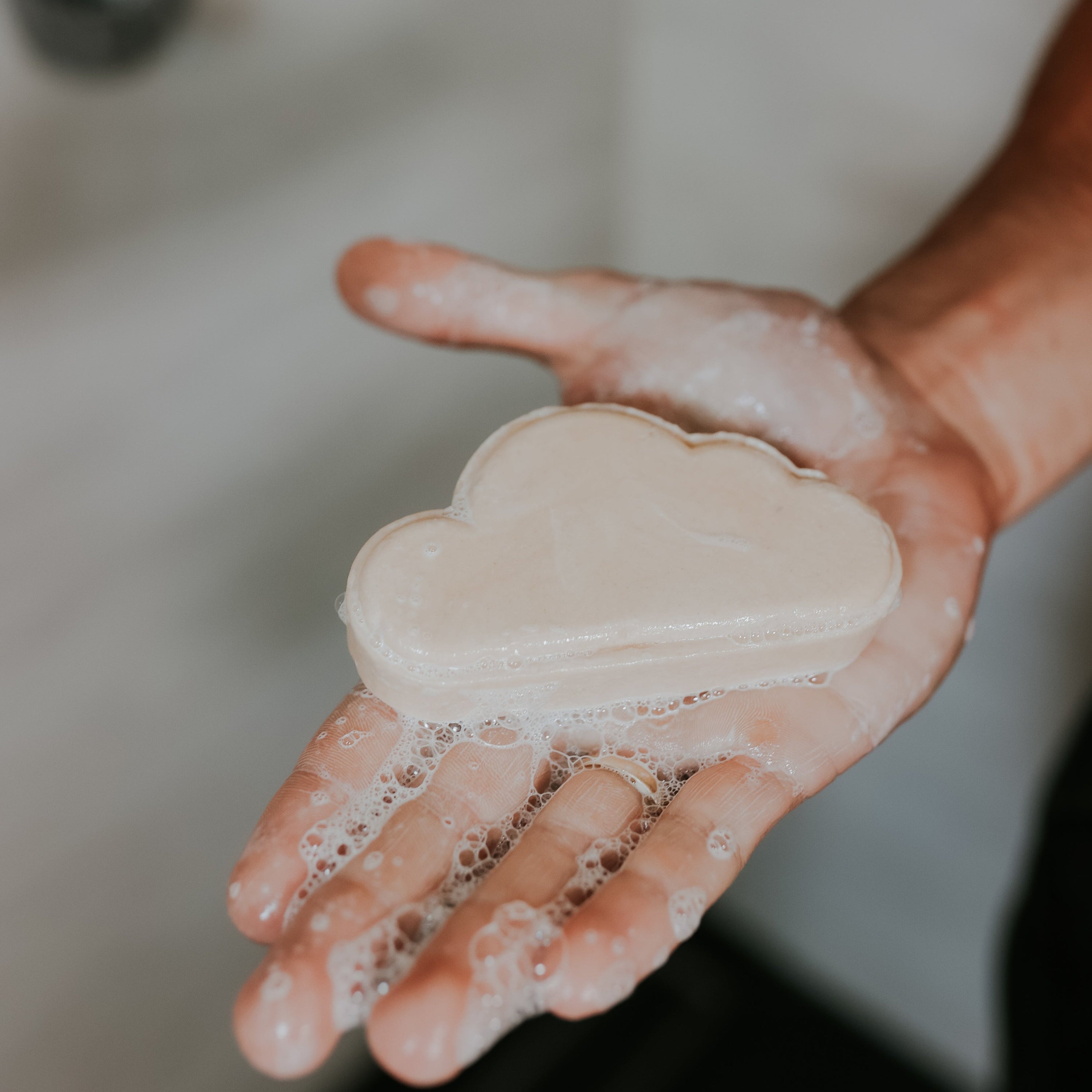 SUNSET MOOD - For Dry and Curly Hair Shampoo Bar Cloud